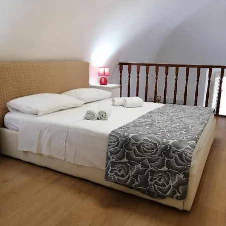 Apartamento Casa Lopj - Affitti Brevi Italia Bari Exterior foto
